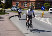 Policja na rowerach patroluje Niepołomice i Puszczę