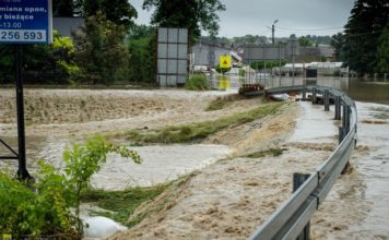 Gwałtowne ulewy nad Bocheńszczyzną – NA ŻYWO
