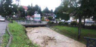 Gwałtowne ulewy nad południem powiatu. Starosta ogłosił pogotowie przeciwpowodziowe – ZDJĘCIA, WIDEO