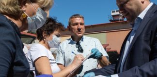 Bochnia. Ponad pół tysiąca podpisów. „Zbierają na Trzaskowskiego, a ludzie głupie podpisują!”