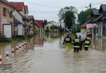 Powódź w Łapanowie – WIDEO z drona