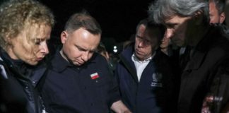 Powódź. Prezydent Andrzej Duda odwiedził zalany Łapanów. Mówił o budowie wałów: „Trzeba tę sprawę załatwić”