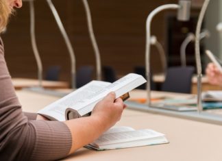 Trwają egzaminy zawodowe. 736 uczniów zdaje w szkołach powiatu