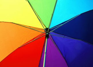 „GW”: KE reaguje na deklarację Małopolski w sprawie LGBT. Zamrozi unijne dotacje?