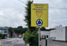 Bochnia. Uwaga kierowcy! Już RUCH OKRĘŻNY na skrzyżowaniu przy straży pożarnej