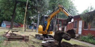 Akcja „Jedziemy nad Rabę!”. Będzie plaża i leżaki. Uruchomiono zrzutkę, a na sobotę zaplanowano piknik – WIDEO