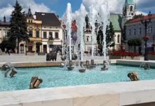Brzesko. Fontanna na rynku już działa – WIDEO