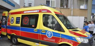 Nowa karetka z „tarczy” w bocheńskim szpitalu – ZDJĘCIA