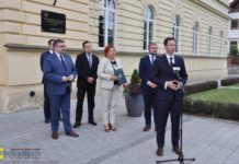 Cyberbezpieczeństwo w I LO. O nowym profilu mówił w Bochni wiceminister MON – ZDJĘCIA