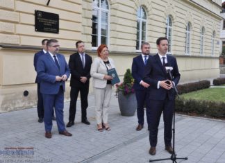 Cyberbezpieczeństwo w I LO. O nowym profilu mówił w Bochni wiceminister MON – ZDJĘCIA