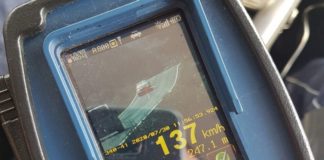 Pirat drogowy pędził 137 km/h w terenie zabudowanym