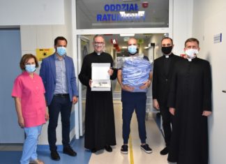 Bochnia. Szpital dostał prezent od duchownych