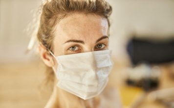 Będą wyższe mandaty za brak maseczek?