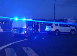 Komendant policji zatrzymał kierowcę, który jechał zygzakiem na DK94 – WIDEO