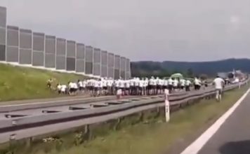 Ustawka na A4 w Targowisku. Ponad 50 kiboli z zarzutami