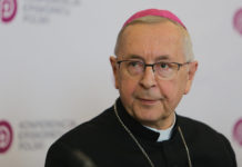 Apel do wiernych o zakrywanie ust i nosa podczas nabożeństw