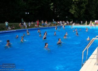 Piknik i zawody pływackie na basenie w Łąkcie Górnej – ZDJĘCIA