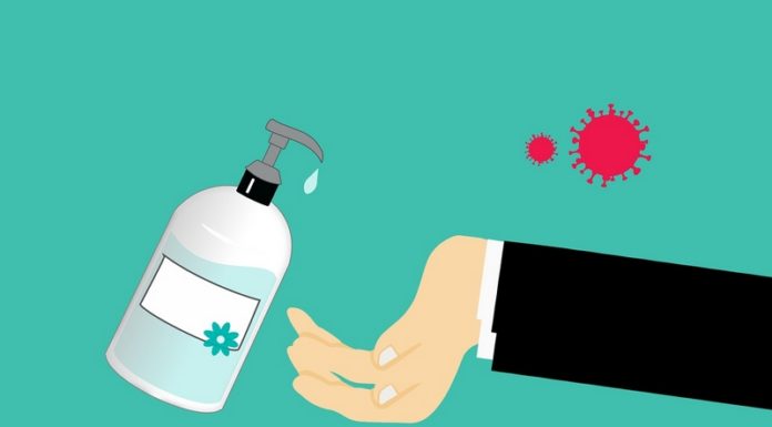 MEN przypomina szkołom o możliwości zamawiania bezpłatnego płynu do dezynfekcji i maseczek