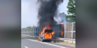 Pożar samochodu na A4 koło Brzeska – WIDEO