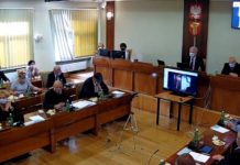 Bochnia. Ostre spięcie radnych z burmistrzem. Poszło o wkładkę do „Kroniki Bocheńskiej”