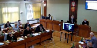 Bochnia. Ostre spięcie radnych z burmistrzem. Poszło o wkładkę do „Kroniki Bocheńskiej”