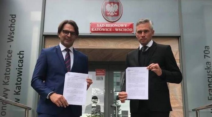 Roman Ptak wraca na stanowisko. Sąd uchylił zawieszenie burmistrza Niepołomic