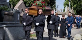 Ostatnie pożegnanie byłego posła Janusza Brzeskiego – zdjęcia i podziękowanie
