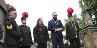 Uczcili 110. rocznicę śmierci Antoniego Langera – ZDJĘCIA