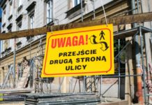 „Czerwona kamienica”: Kiedy ewakuowani mieszkańcy będą mogli tu wrócić?