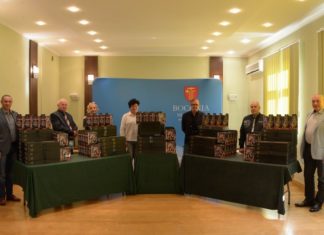 Bochnia kupiła 65 laptopów za ponad 100 tys. zł. Trafiły do szkół