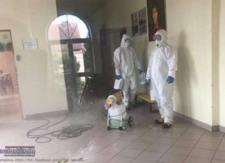 Koronawirus. Dezynfekcja w szkole w Gawłowie po zakażeniu u nauczyciela