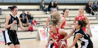 2. liga koszykówki. Bochnianki przegrały na inaugurację. Emocje w końcówce – ZDJĘCIA, WIDEO