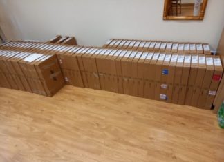 114 laptopów dla podopiecznych PCPR