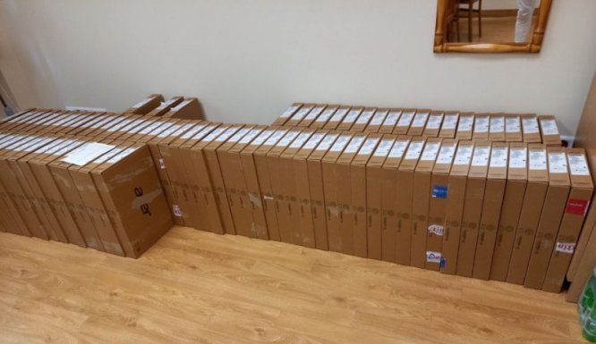 114 laptopów dla podopiecznych PCPR