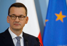 Premier: uczymy się żyć z koronawirusem, nie chcemy kolejnego lockdownu