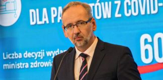 Minister zdrowia: „Zdjęcie maseczek to jak odcięcie hamulca w samochodzie”