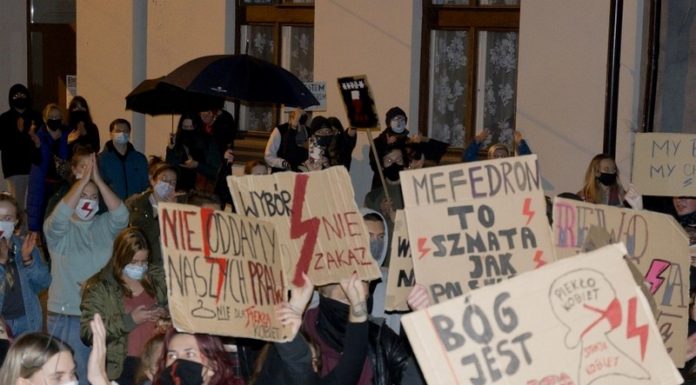 Posłanka z Wieliczki o wulgaryzmach na protestach: „To jest przerażające”