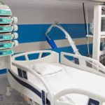 Lekarz: łóżko nie wyleczy pacjenta, ludzie to podstawa