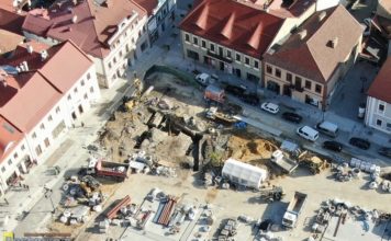 Bochnia. Kopalnia zakończyła prace na Rynku. Wkrótce ruszy budowa fontanny?