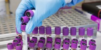 Na apel o oddanie osocza dla lekarki z Bochni odpowiedziało blisko 50 osób. Rodzina dziękuje