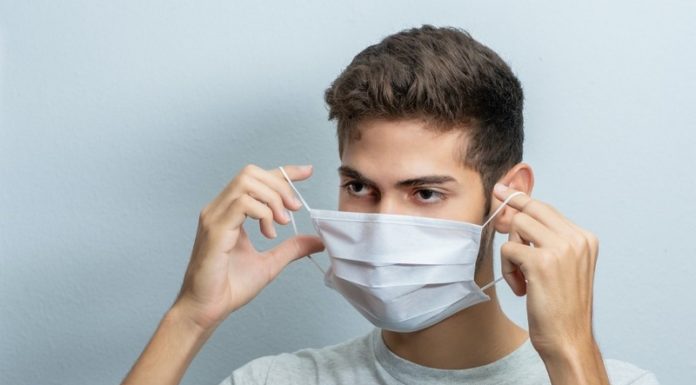 „Nie będziemy tolerować noszenia maseczki pod brodą czy pod nosem”