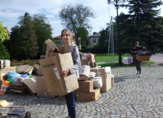 Makulatura na misje. Zebrano prawie 24 tony papieru