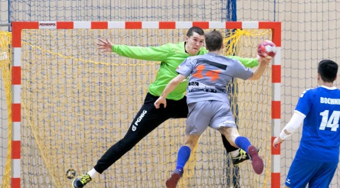 Ręczna: Porażka po ambitnej grze. MOSiR Bochnia – SPR Górnik Zabrze 26:33 – ZDJĘCIA