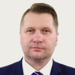 Czarnek: powrót do szkół zależy od rozwoju epidemii