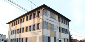 Rzezawa. Za 0,6 mln zł zmodernizowano budynek urzędu gminy