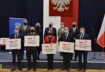 Wręczono czeki potwierdzające przyznanie dofinansowania z RFIL