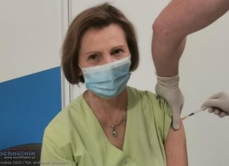 Covid-19. Już 100 tys. zaszczepionych osób w Polsce