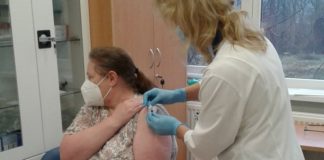 Pierwsze szczepienia przeciw COVID-19 także w Brzesku
