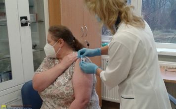 Pierwsze szczepienia przeciw COVID-19 także w Brzesku