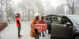 Szlachetna Paczka w czasach zarazy. Dary trafiły do 45 rodzin – ZDJĘCIA